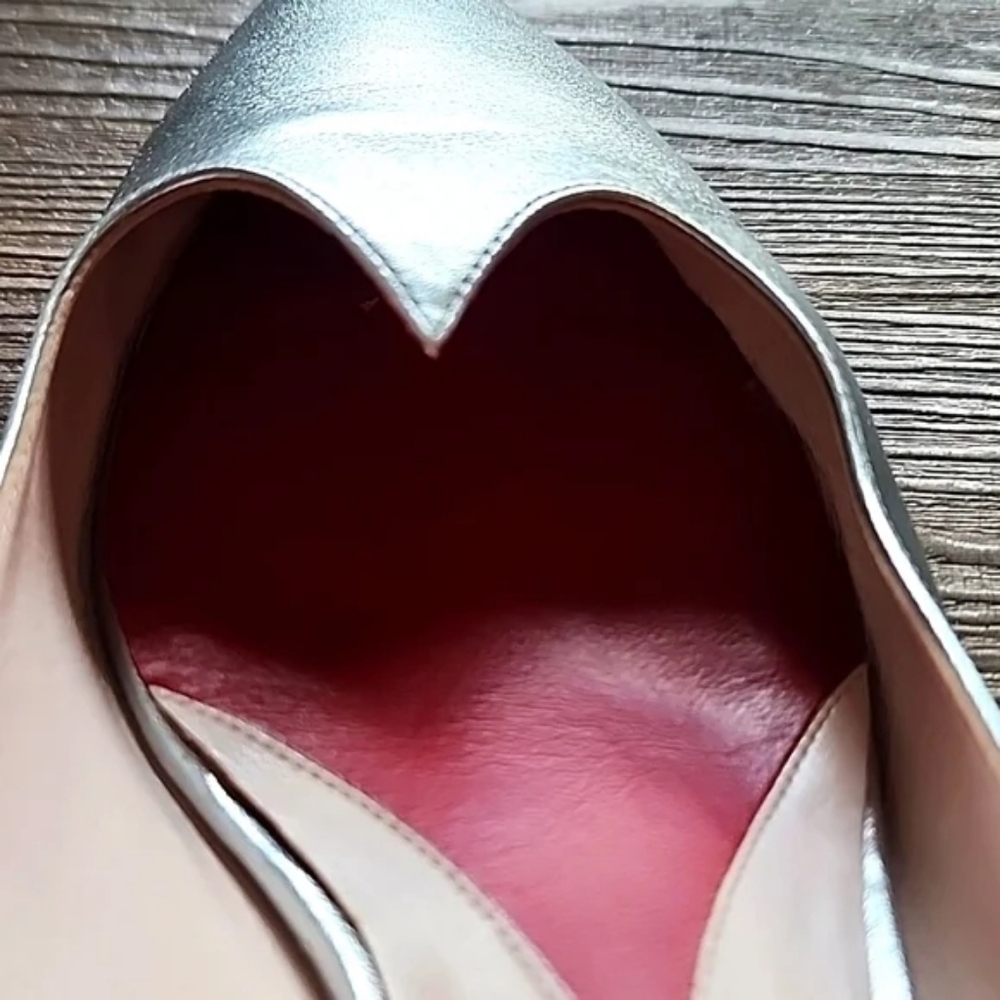 Roger Vivier Pumps - Picture 11 of 13